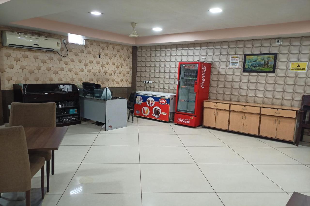 Hotel Jmd International Κατιχάρ Εξωτερικό φωτογραφία