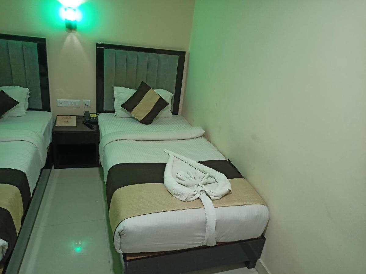 Hotel Jmd International Κατιχάρ Εξωτερικό φωτογραφία