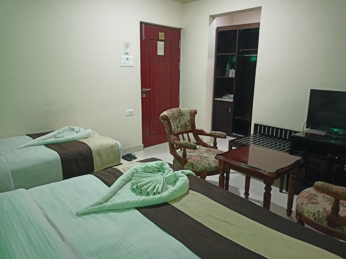Hotel Jmd International Κατιχάρ Εξωτερικό φωτογραφία