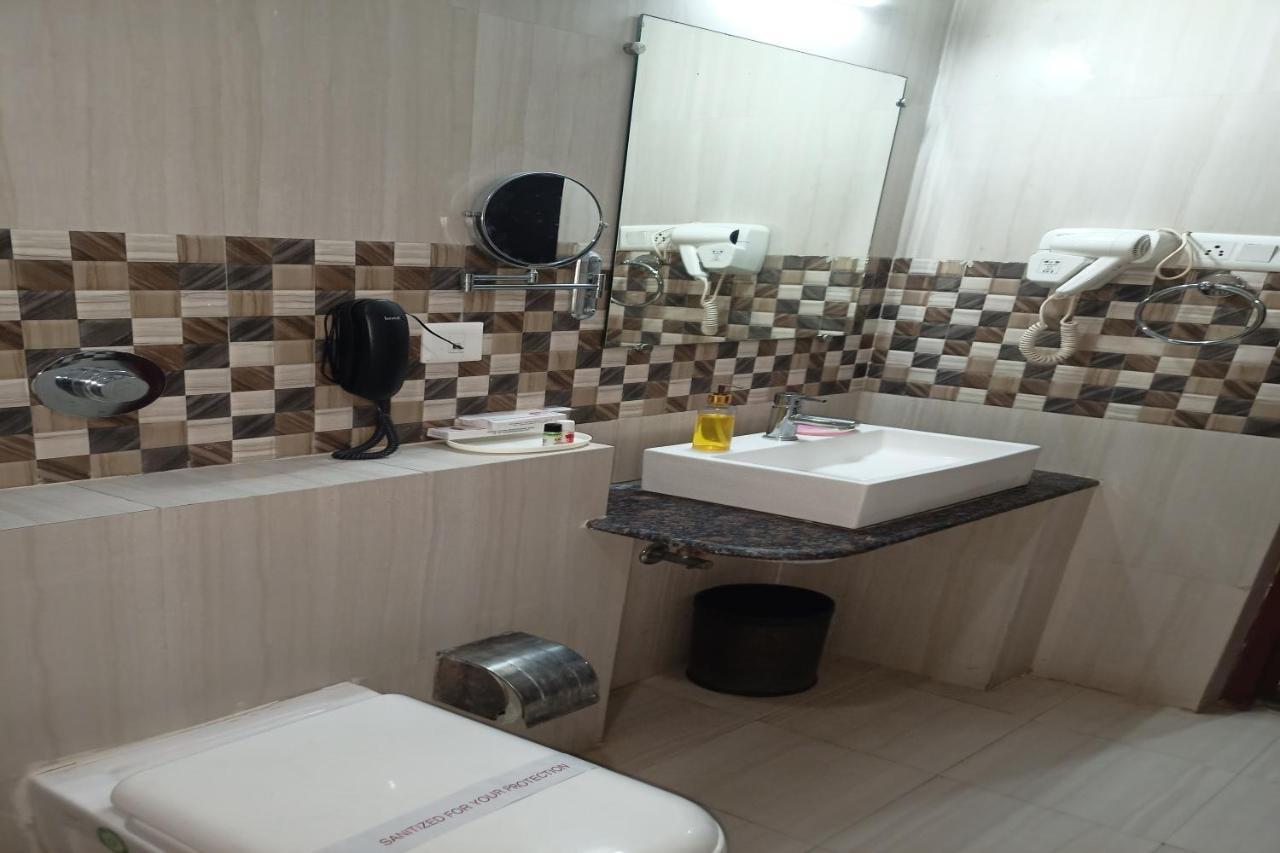 Hotel Jmd International Κατιχάρ Εξωτερικό φωτογραφία
