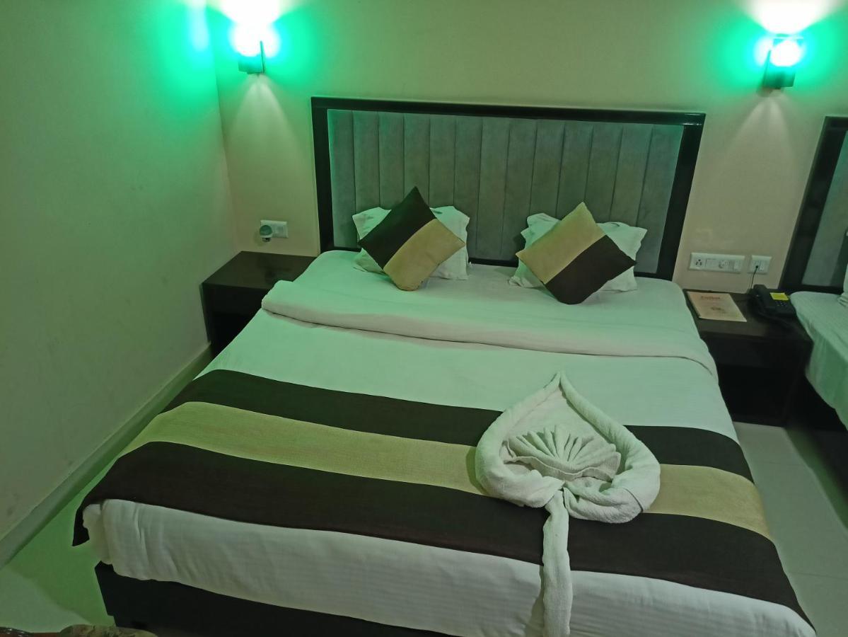Hotel Jmd International Κατιχάρ Εξωτερικό φωτογραφία